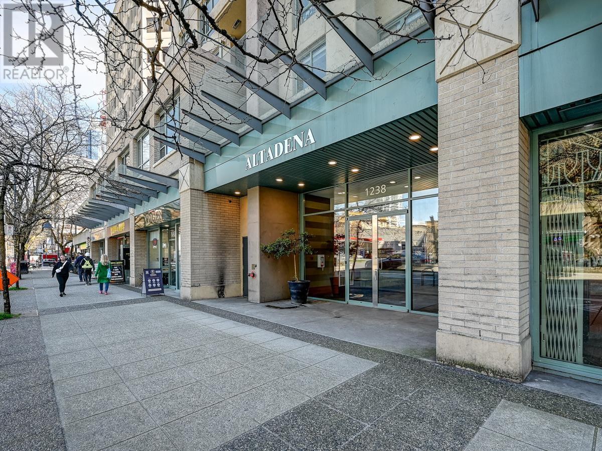 305 1238 BURRARD STREET, vancouver, British Columbia V6Z3E1
