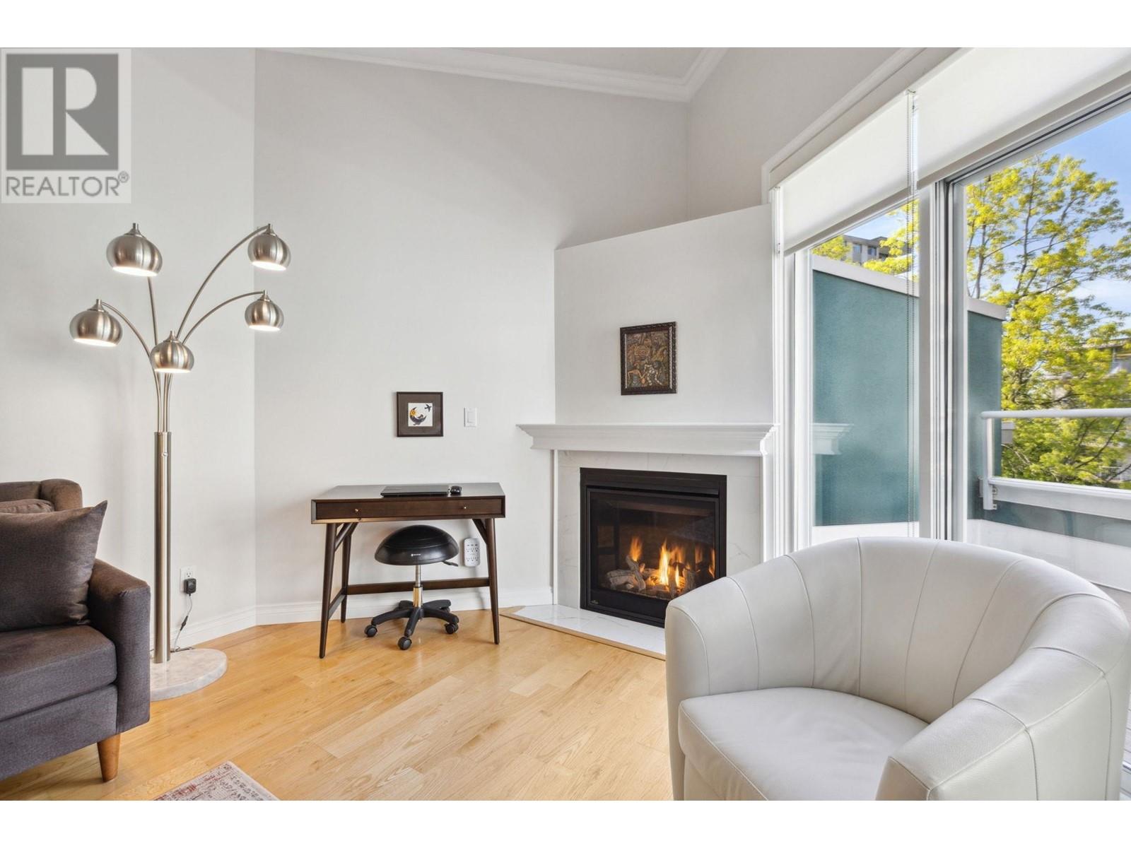 401 128 W 8th Street, North Vancouver, British Columbia  V7M 3M1 - Photo 5 - R3000167