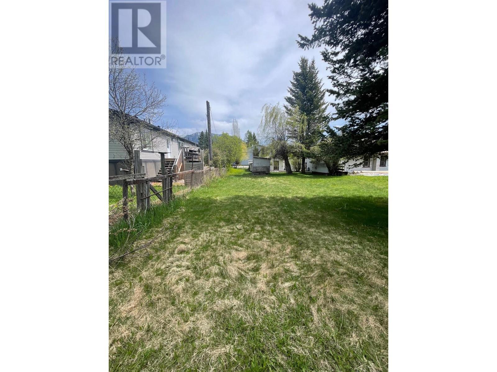 234 Beaver Street, Fernie, British Columbia  V0B 1M1 - Photo 3 - 10347101