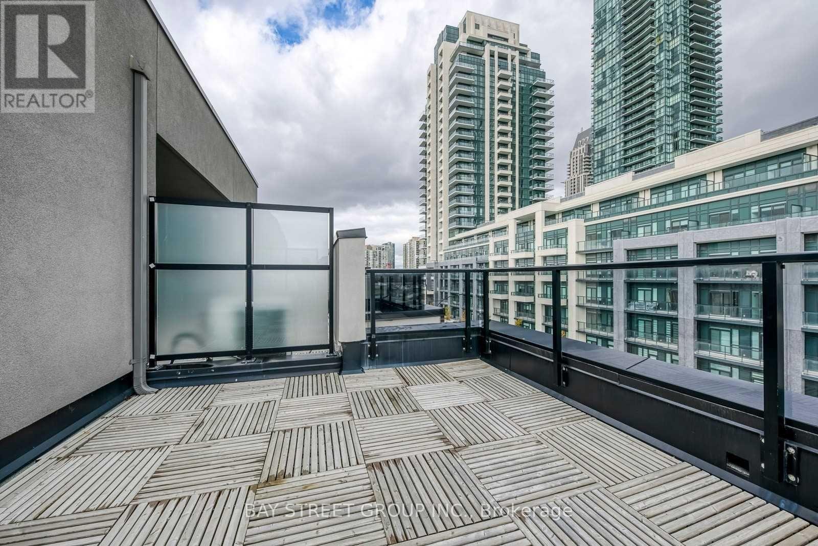 Th2 - 4050 Parkside Village Drive, Mississauga, Ontario  L5B 0K2 - Photo 15 - W12107368
