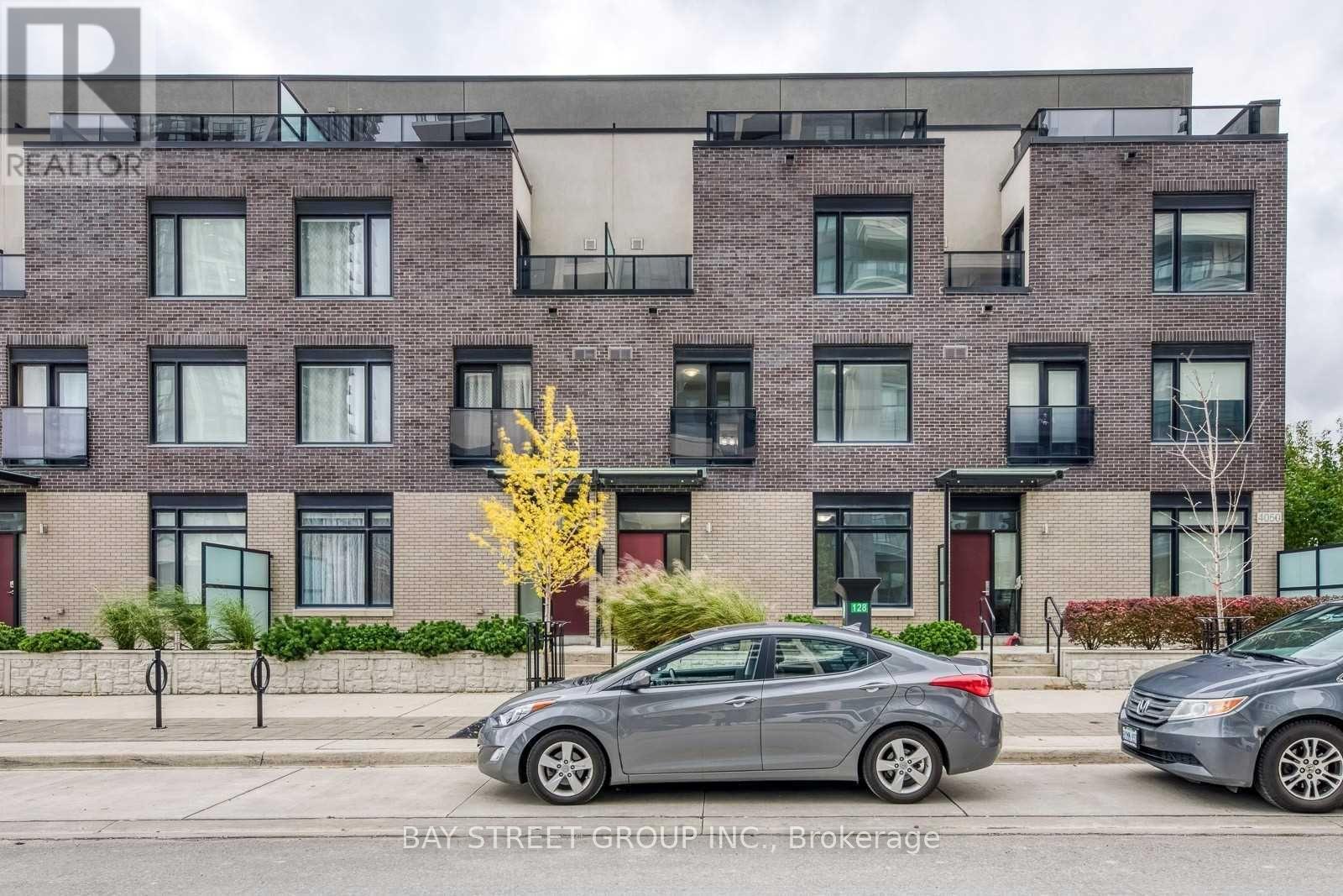 Th2 - 4050 Parkside Village Drive, Mississauga, Ontario  L5B 0K2 - Photo 1 - W12107368