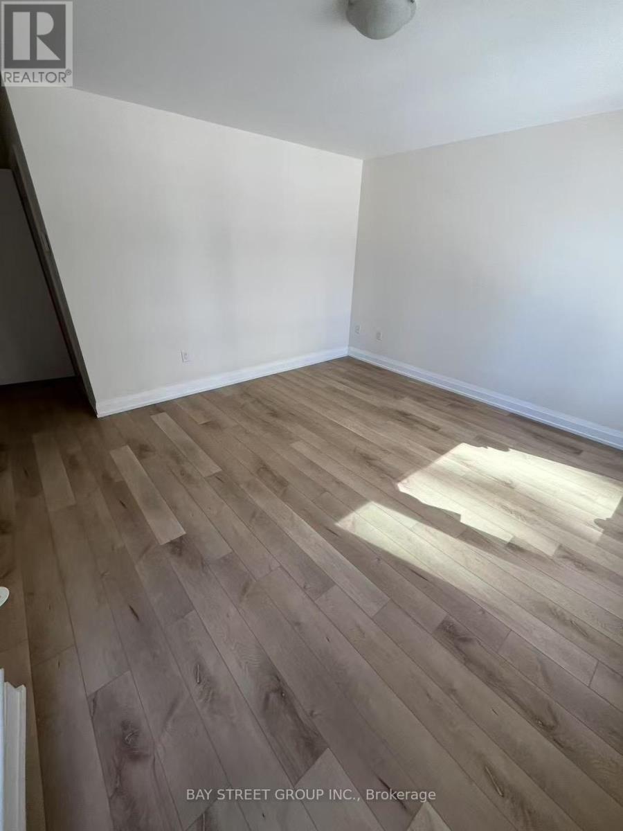 Th2 - 4050 Parkside Village Drive, Mississauga, Ontario  L5B 0K2 - Photo 8 - W12107368