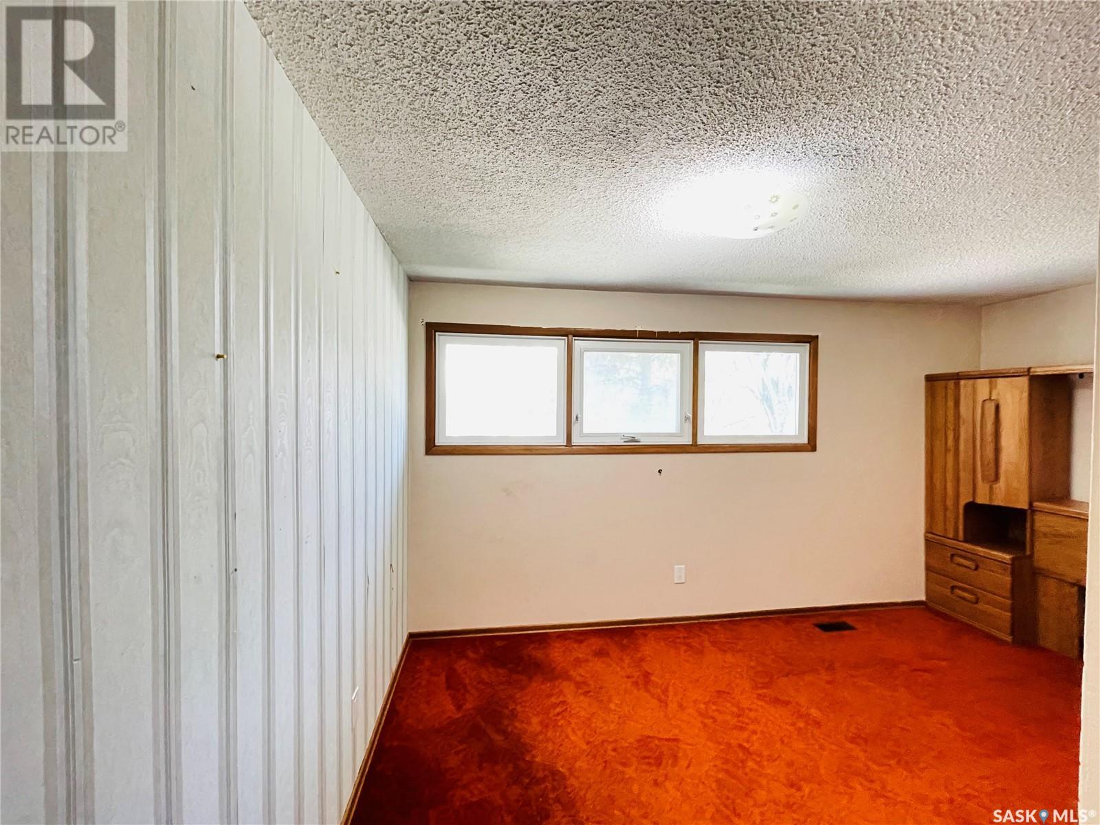 4306 Castle Road, Regina, Saskatchewan  S4S 4W3 - Photo 17 - SK004965