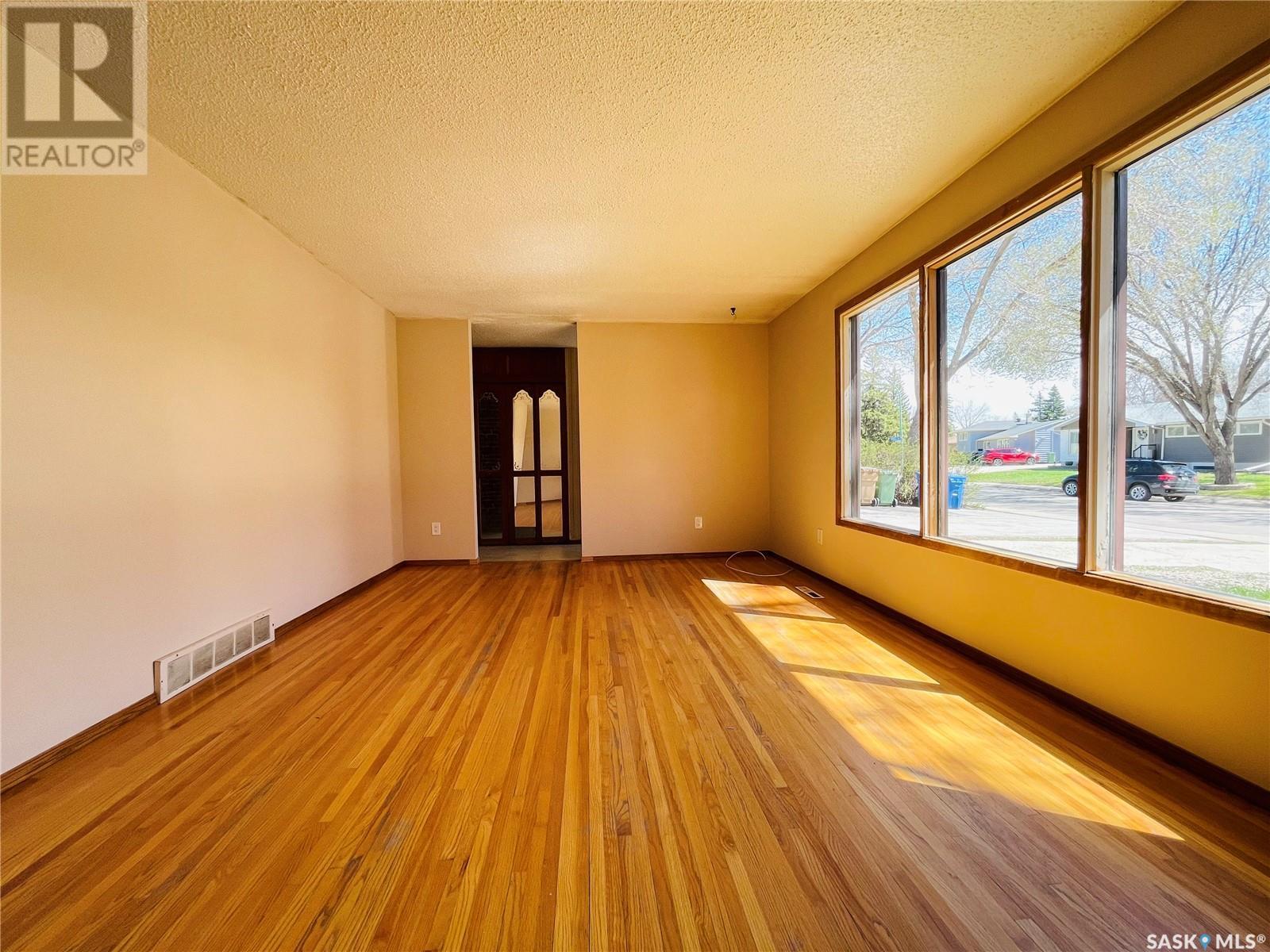 Property at 4306 Castle ROAD image 5
