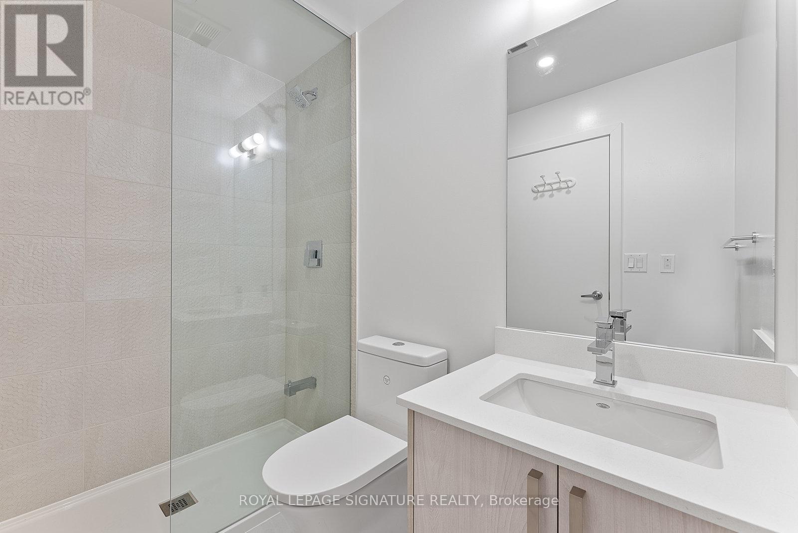104 - 1 Cardiff Road, Toronto, Ontario  M4P 1N3 - Photo 30 - C12136406