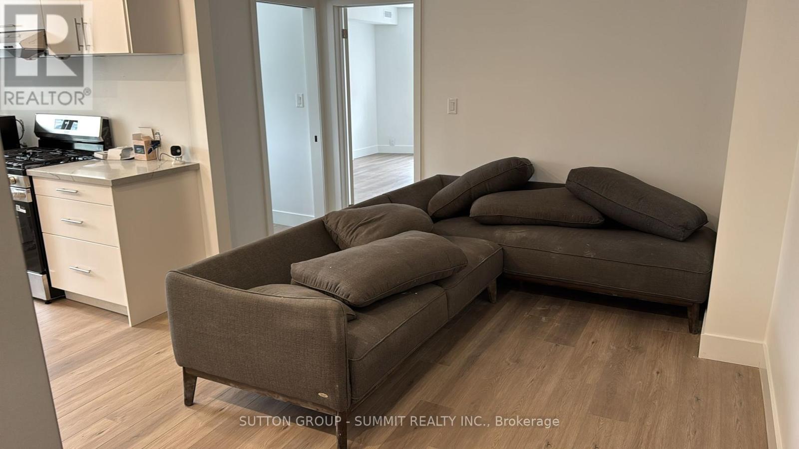 202 - 577 Gerrard Street E, Toronto, Ontario  M4M 2G9 - Photo 9 - E12137272