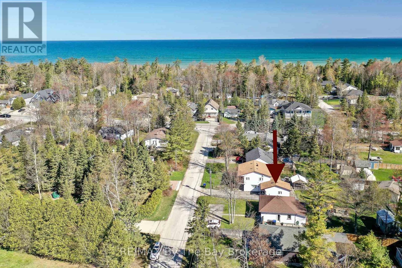 Property at 19 59TH STREET S image 3