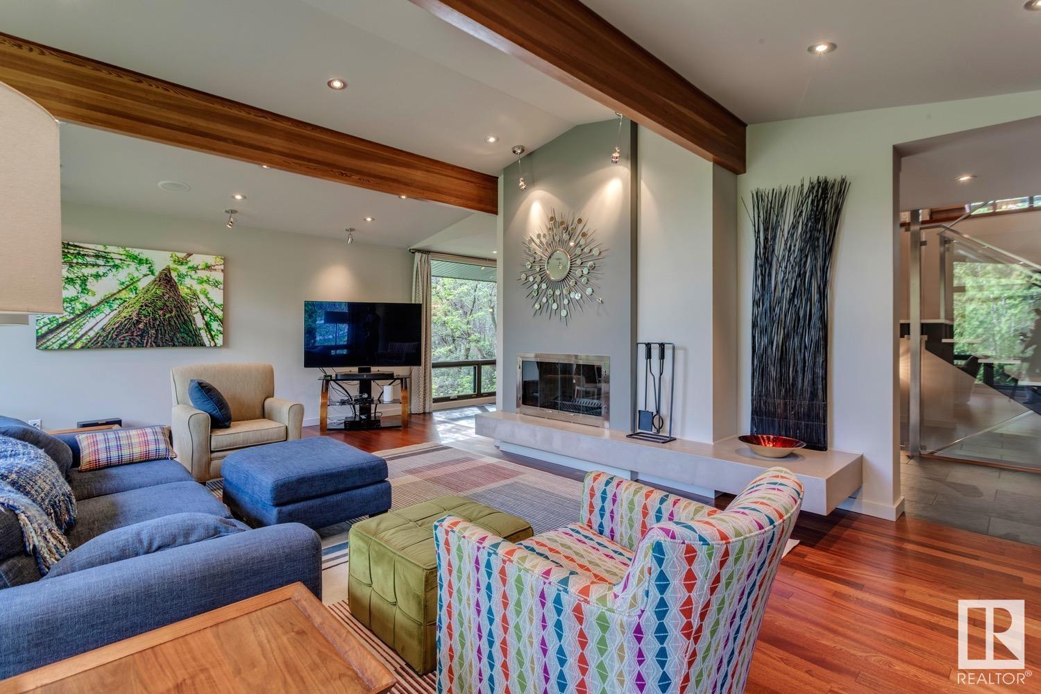 Property at 12703 GRAND VIEW DR NW image 4