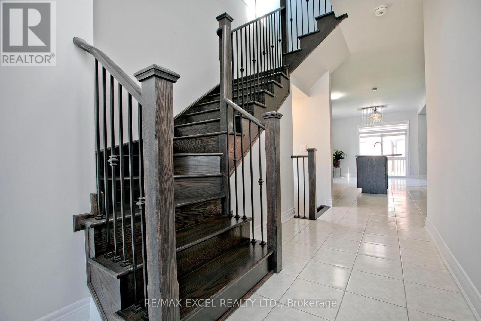 4 Yarl Drive, Markham, Ontario  L3S 0G3 - Photo 19 - N12138260