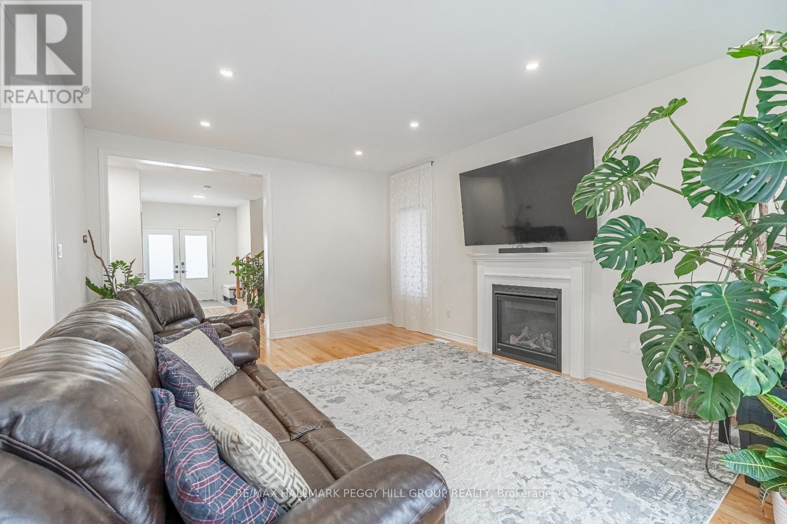 3 Cypress Point Street, Barrie, Ontario  L4N 6J9 - Photo 8 - S11989898
