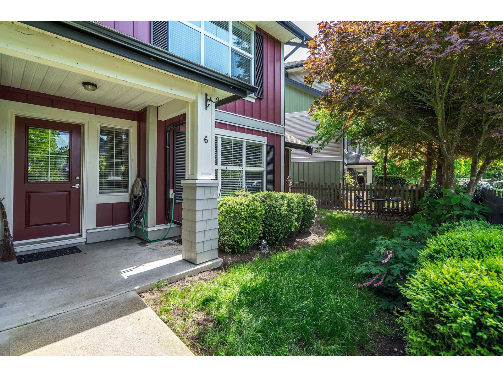 Property at 6 18211 70 AVENUE image 4