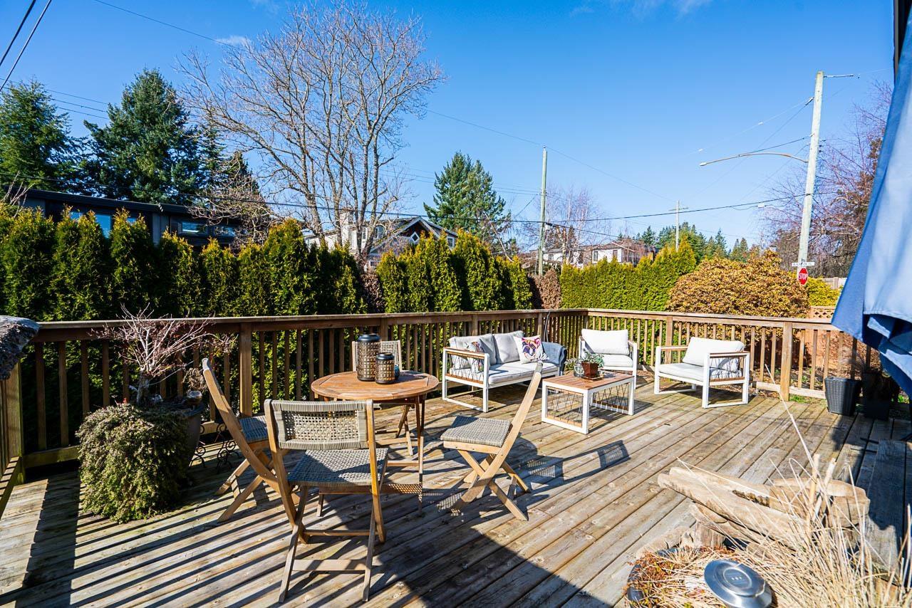 13950 Blackburn Avenue, White Rock, British Columbia  V4B 2Z5 - Photo 14 - R3000980