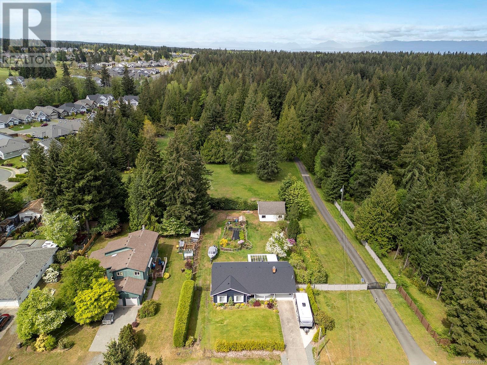 2250 Idiens Way, Comox, British Columbia  V9M 3Y9 - Photo 47 - 999337