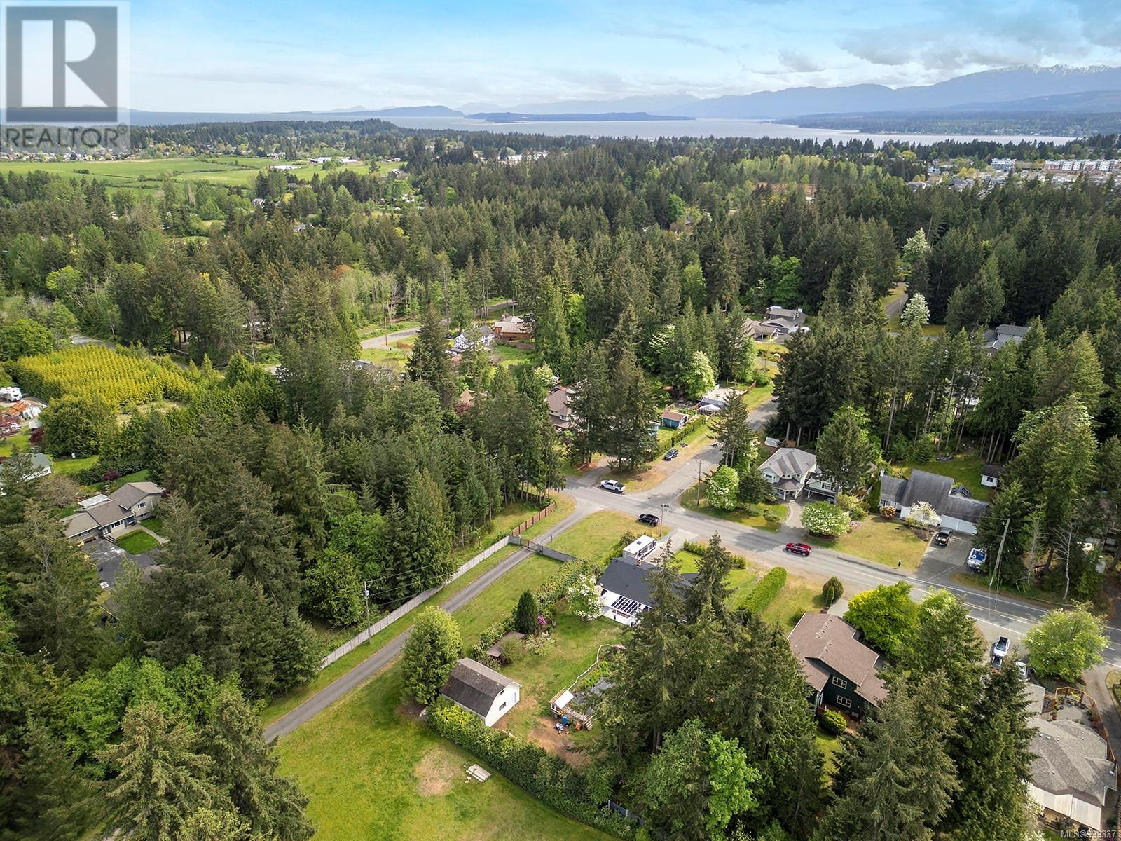 2250 Idiens Way, Comox, British Columbia  V9M 3Y9 - Photo 51 - 999337