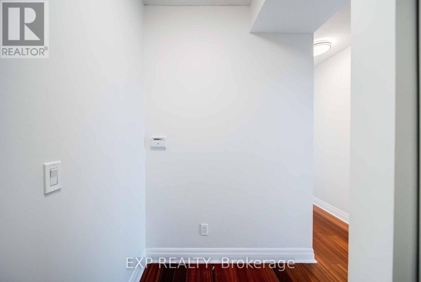1003 - 2119 Lakeshore Boulevard W, Toronto, Ontario  M8V 7A1 - Photo 8 - W12138586