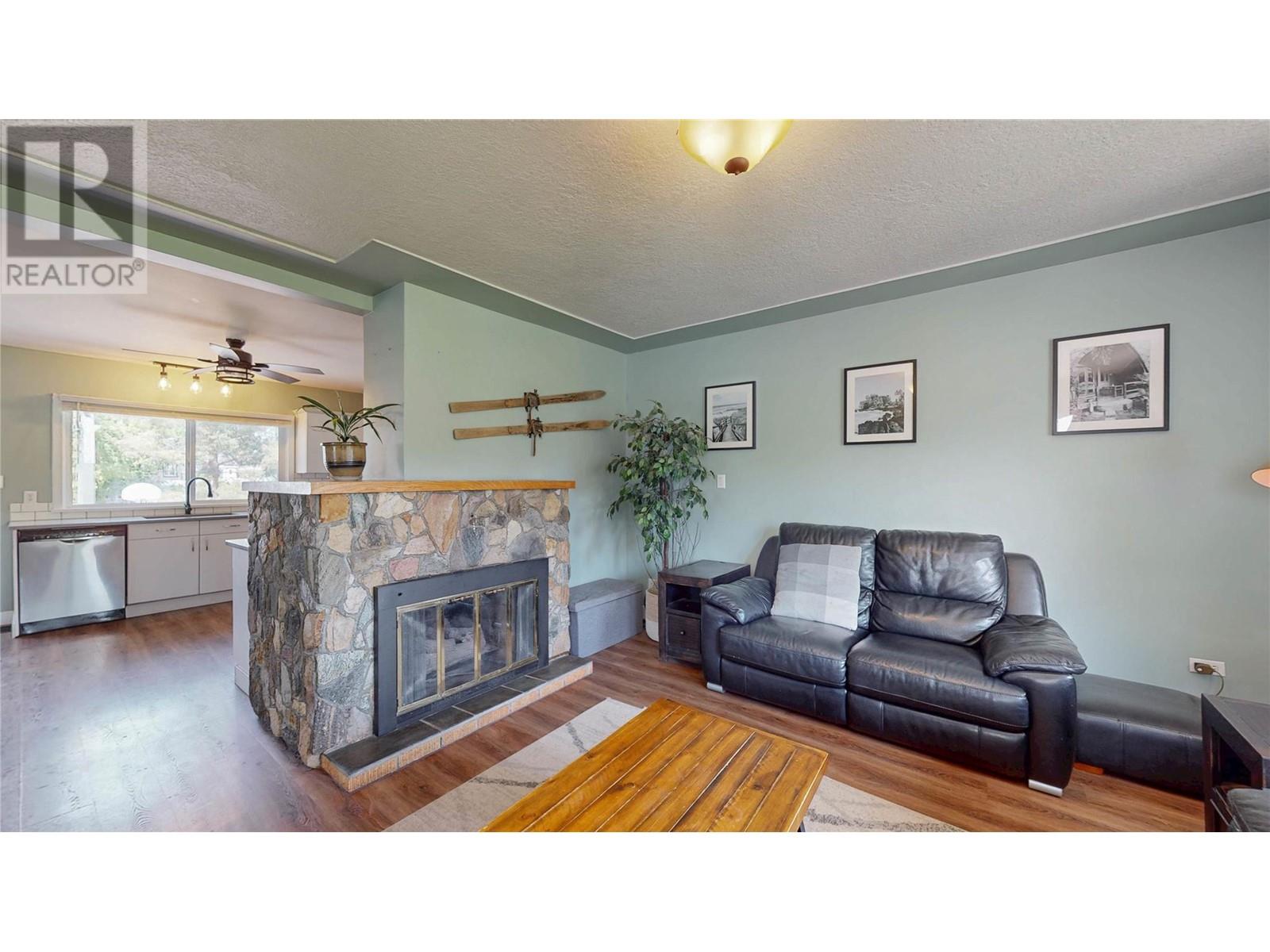 Property at 882 MCKINNEY Road image 3