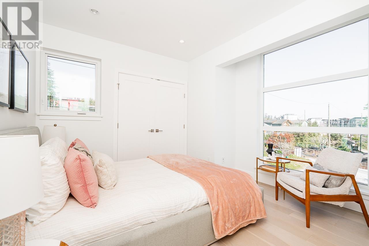 2 434 E 1st Street, North Vancouver, British Columbia  V7L 1B7 - Photo 17 - R3000945