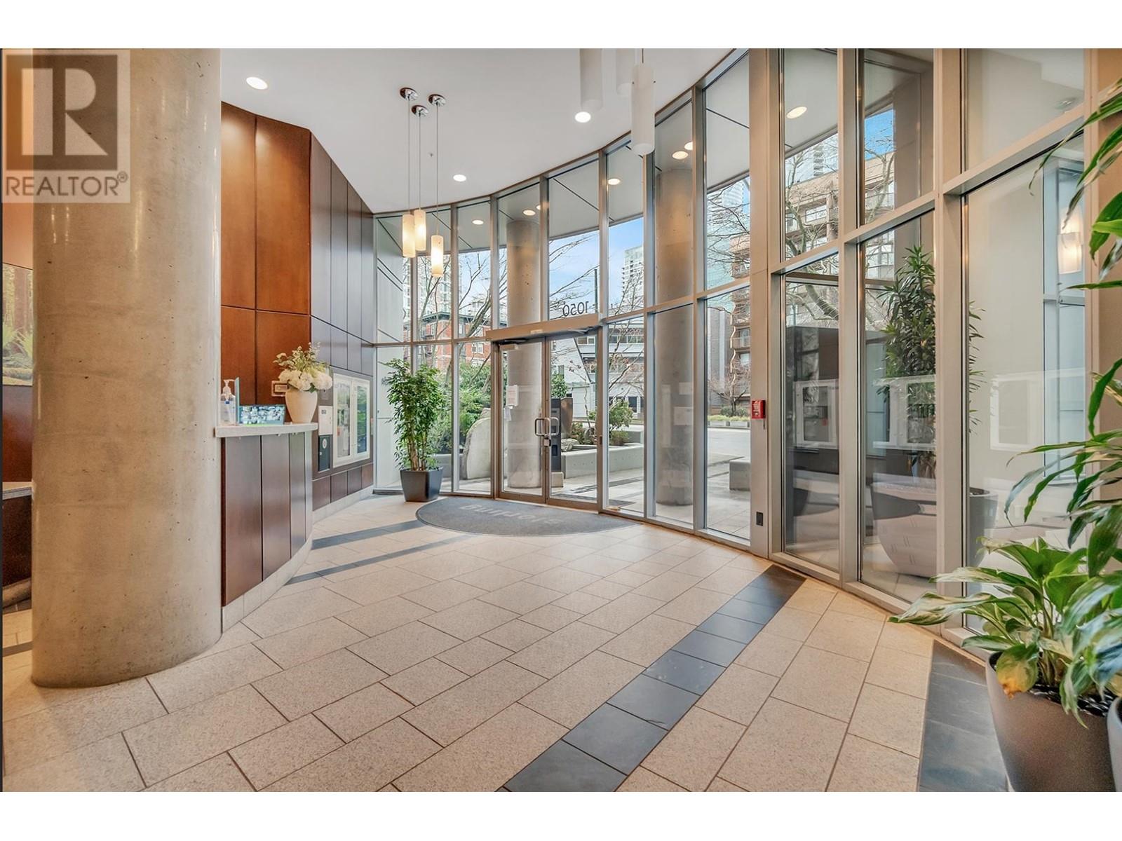 1907 1050 Smithe Street, Vancouver, British Columbia  V6E 4T4 - Photo 3 - R3000976
