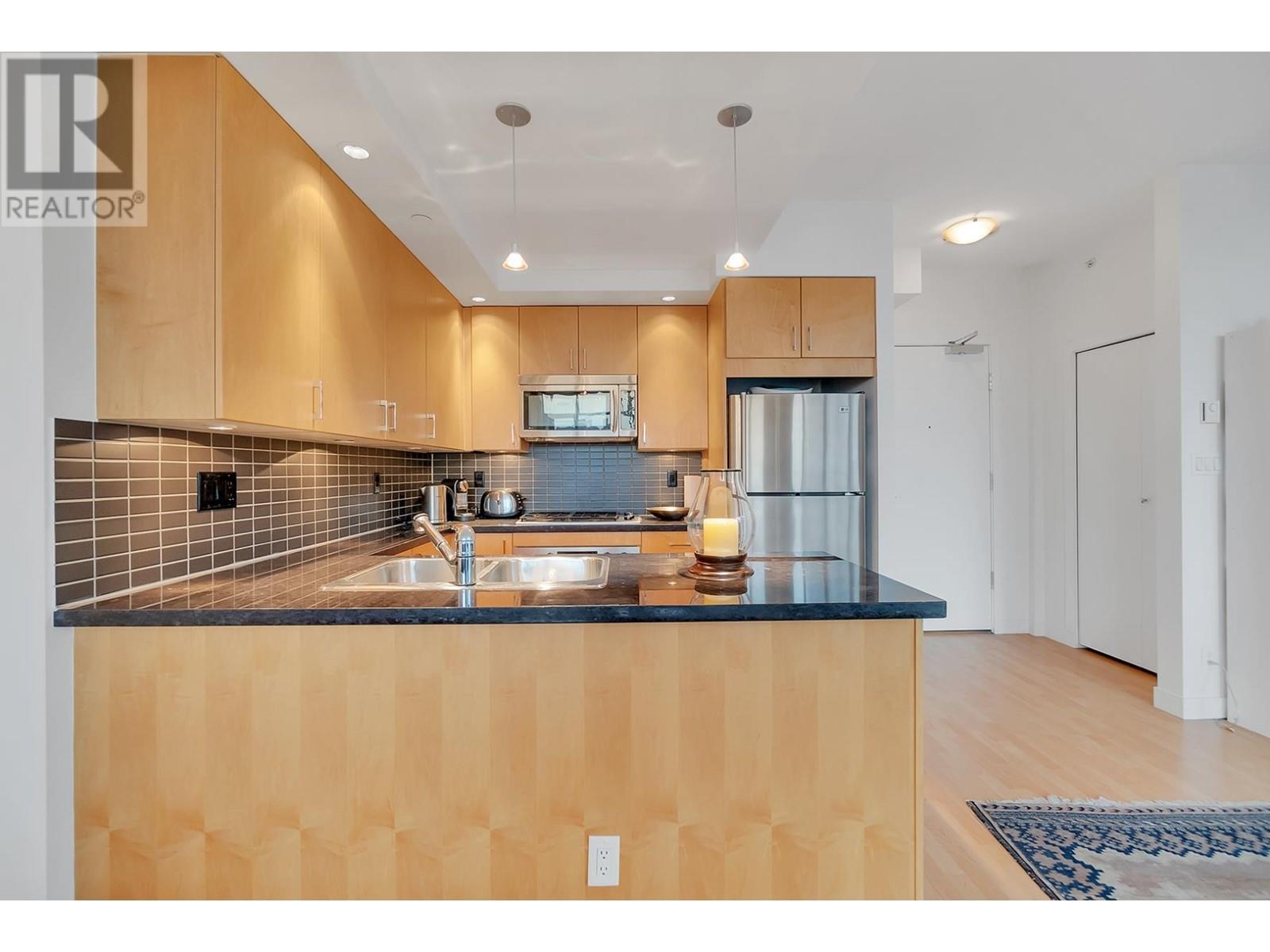 1907 1050 Smithe Street, Vancouver, British Columbia  V6E 4T4 - Photo 8 - R3000976