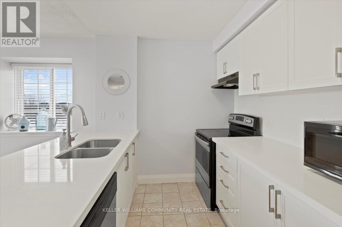 301 - 91 Aspen Springs Drive, Clarington, Ontario  L1C 5J9 - Photo 7 - E12138578