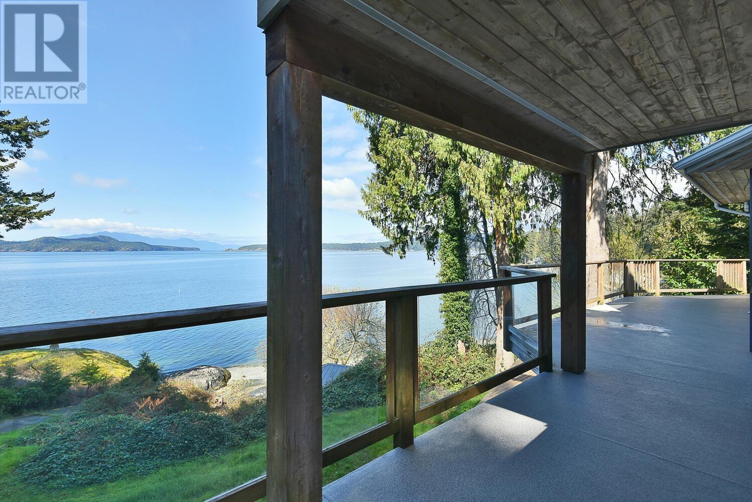 8429 Redrooffs Road, Halfmoon Bay, British Columbia  V7Z 1E6 - Photo 8 - R3000954