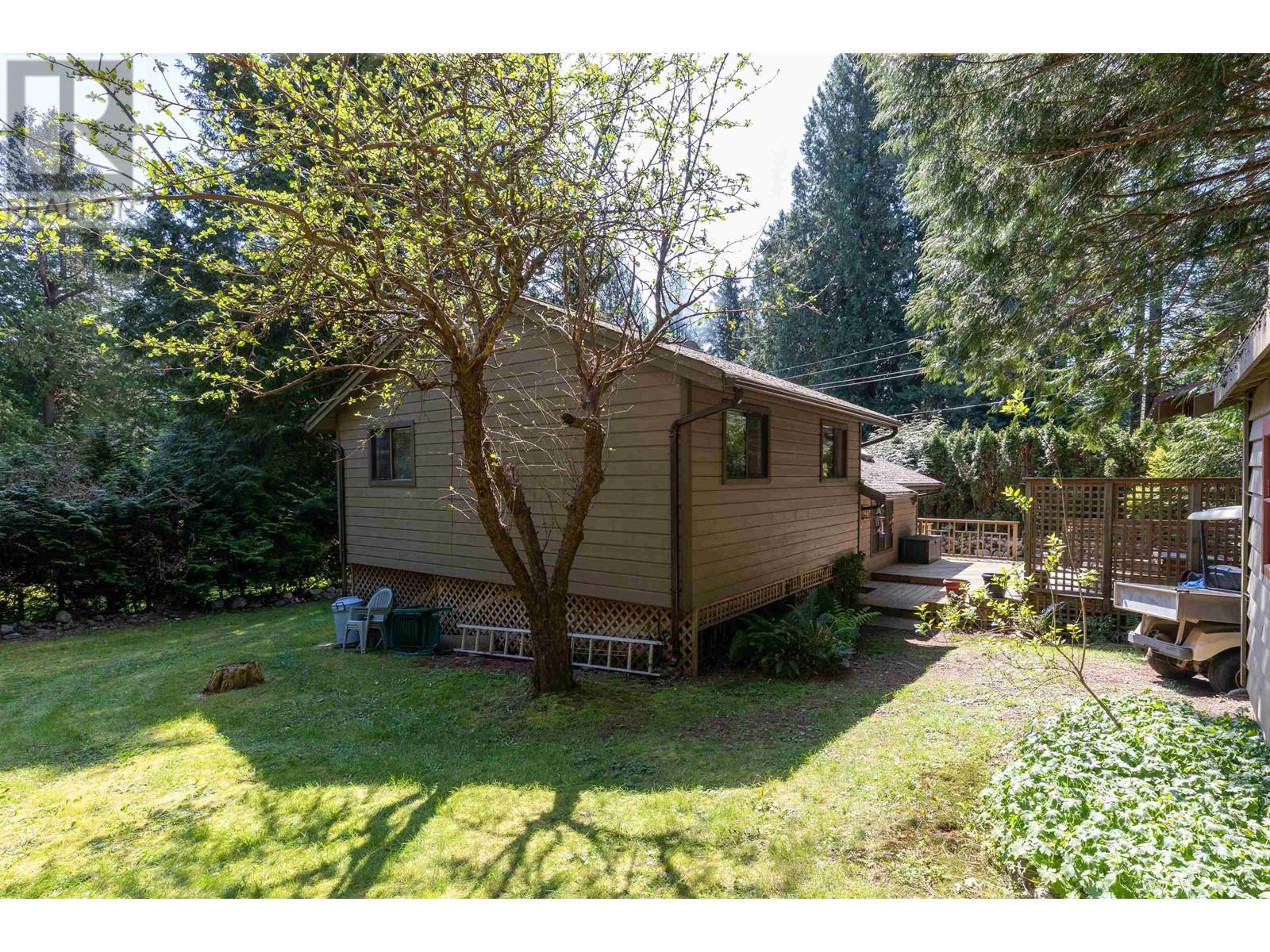 Property at 350 OAK AVENUE image 3