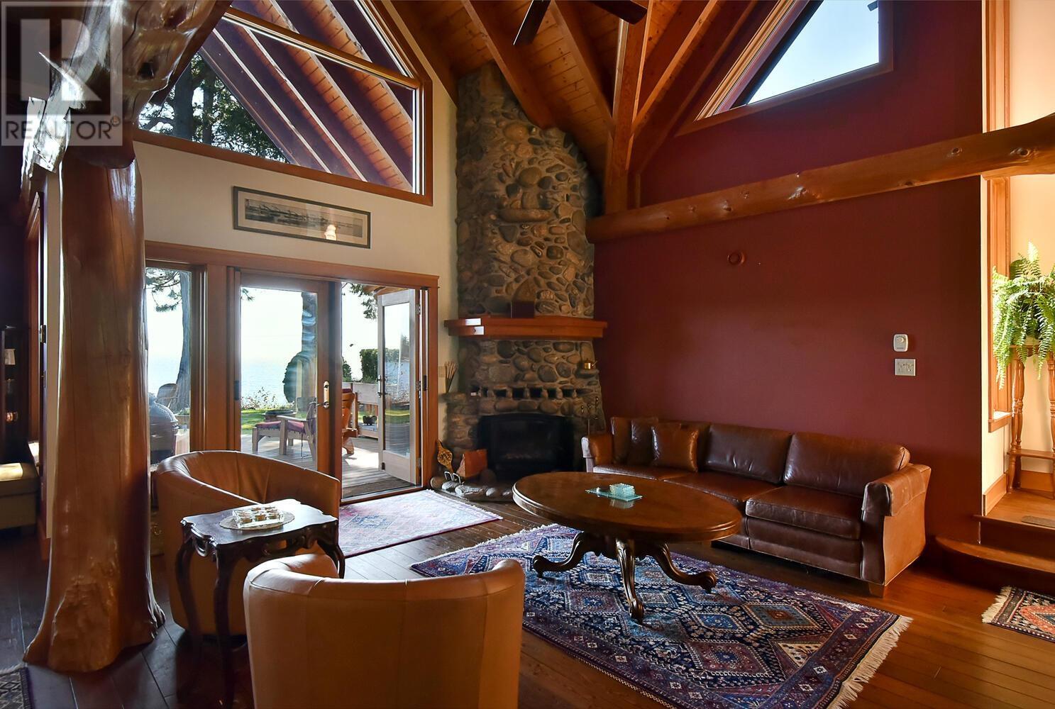 667 Franklin Road, Gibsons, British Columbia  V0N 1V8 - Photo 13 - R3000966