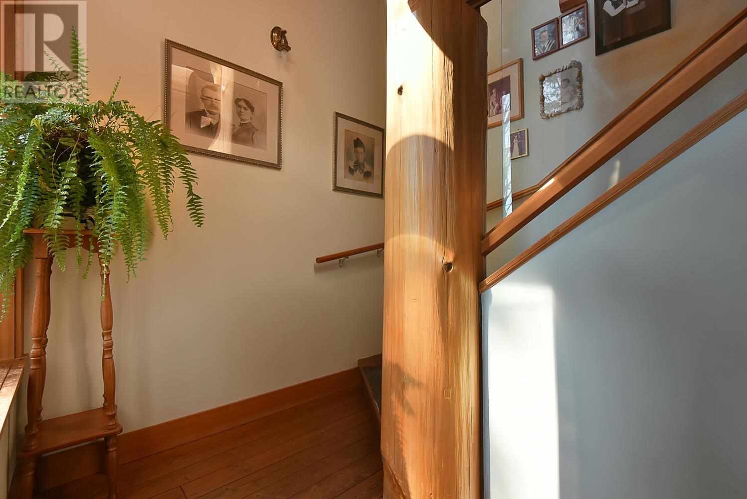 667 Franklin Road, Gibsons, British Columbia  V0N 1V8 - Photo 18 - R3000966