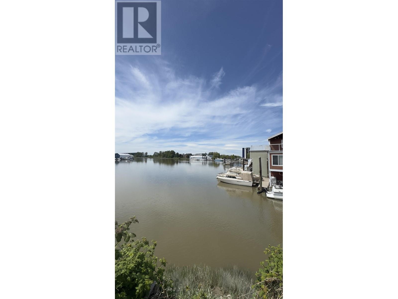 111 8191 River Road, Richmond, British Columbia  V6X 1X8 - Photo 1 - R3000977