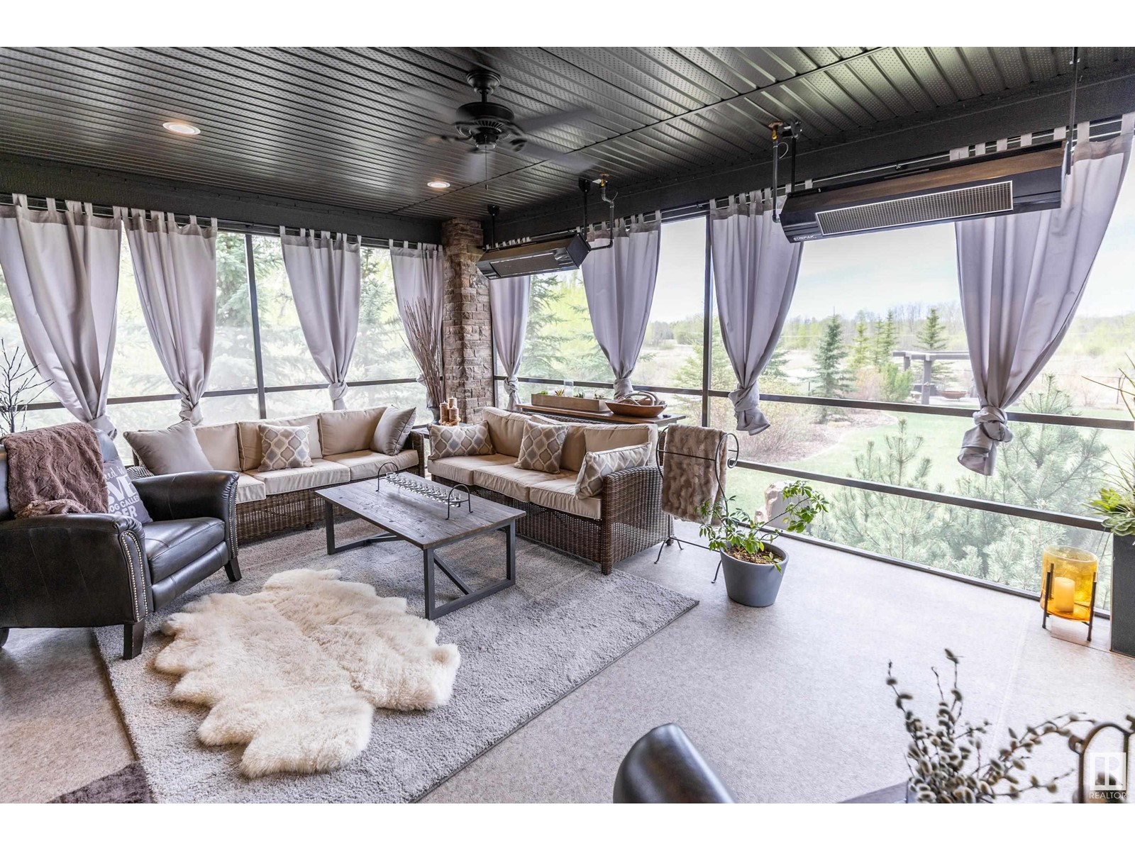 Property at 272 52367 RGE ROAD 223 image 4