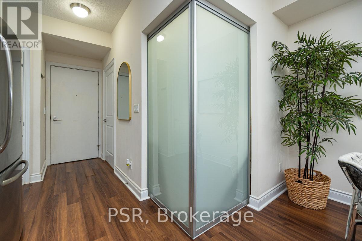 2007 - 28 Ted Rogers Way, Toronto, Ontario  M4Y 2J4 - Photo 12 - C12138493