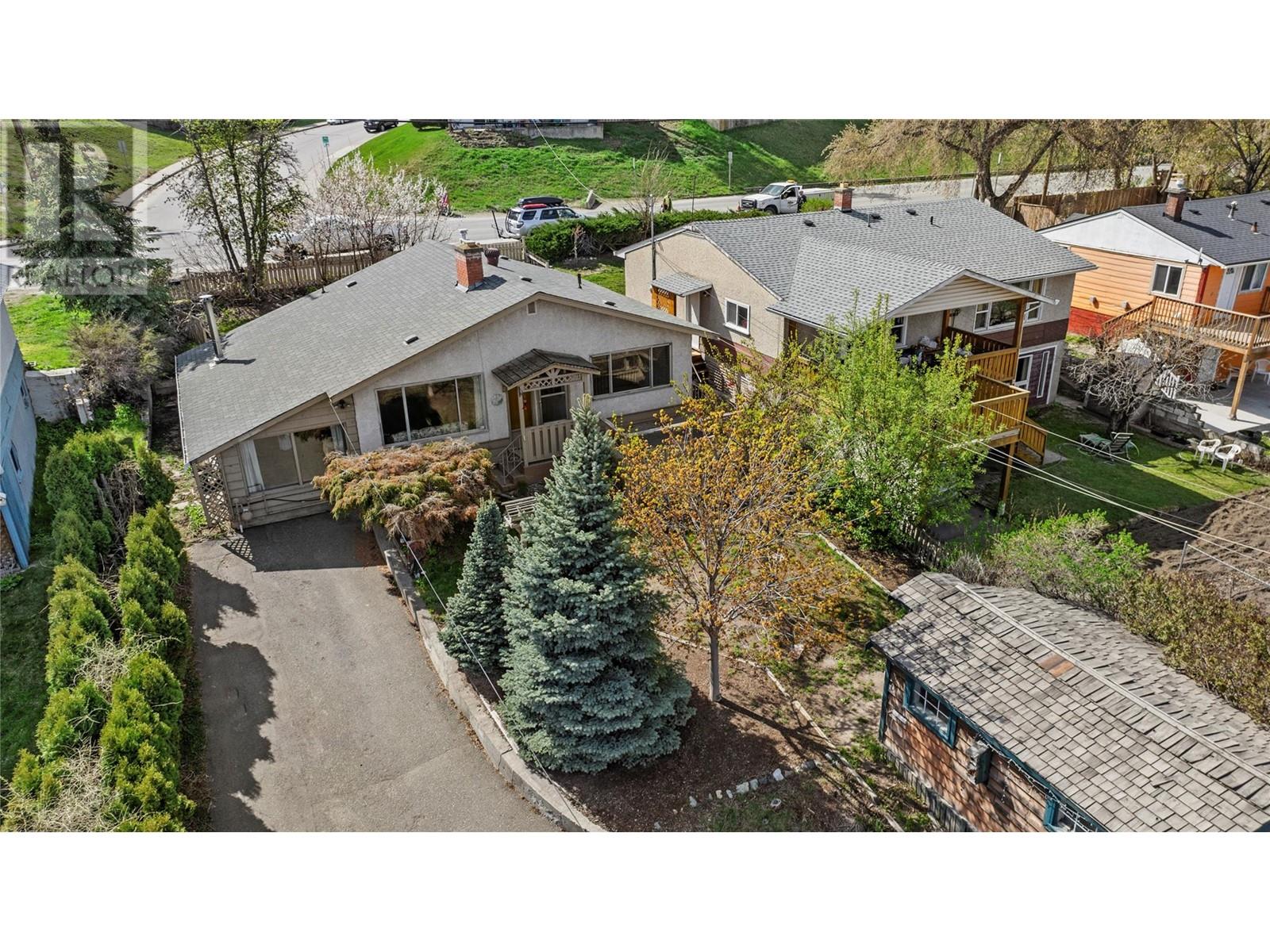 Property at 638 GRANDVIEW Terrace image 1