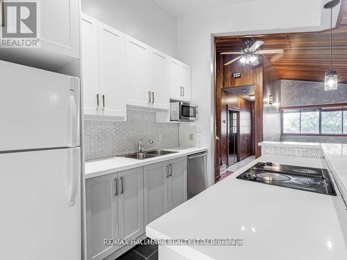 Upper - 901 Brimorton Drive, Toronto, Ontario  M1G 2T8 - Photo 14 - E12138404