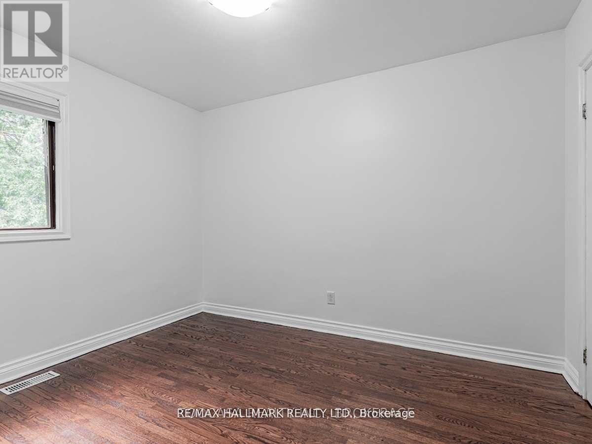 Upper - 901 Brimorton Drive, Toronto, Ontario  M1G 2T8 - Photo 18 - E12138404