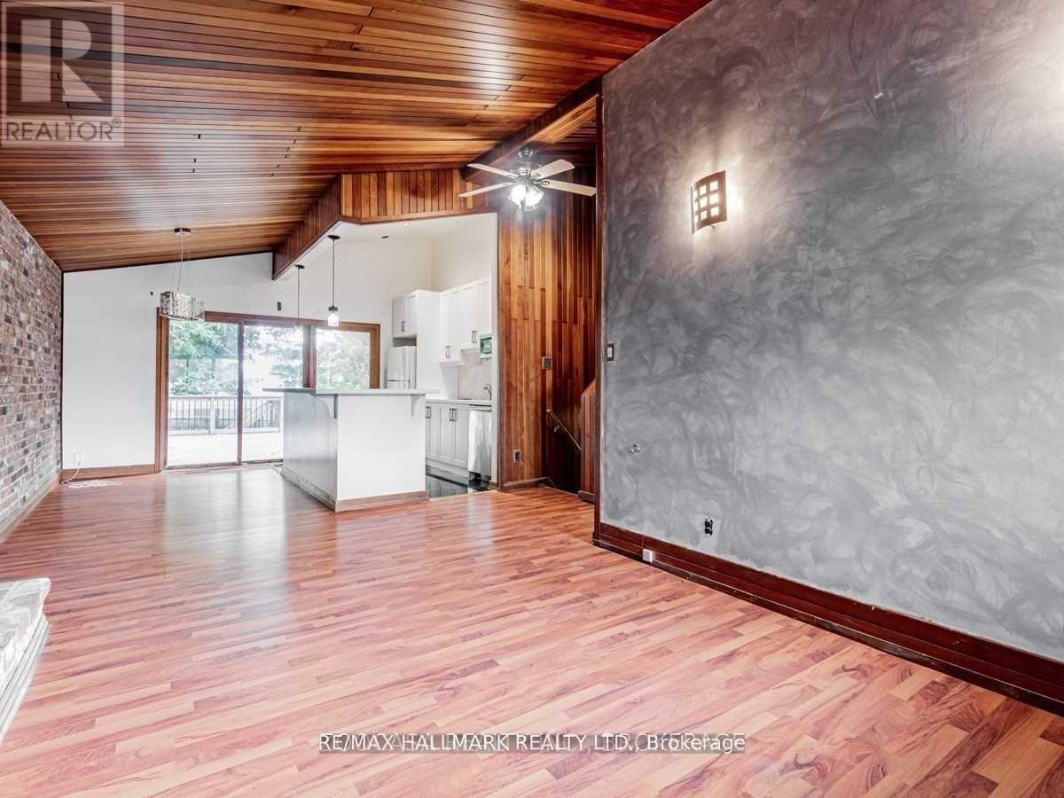Upper - 901 Brimorton Drive, Toronto, Ontario  M1G 2T8 - Photo 7 - E12138404