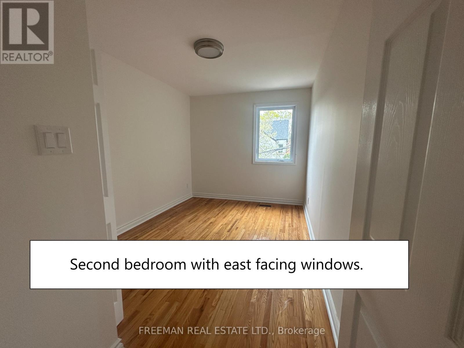 37 Grant Street, Toronto, Ontario  M4M 2H6 - Photo 11 - E12138561