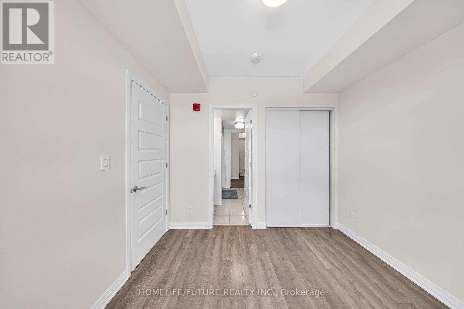 410 - 2 Adam Sellers Street, Markham, Ontario  L6B 1N2 - Photo 14 - N12138483