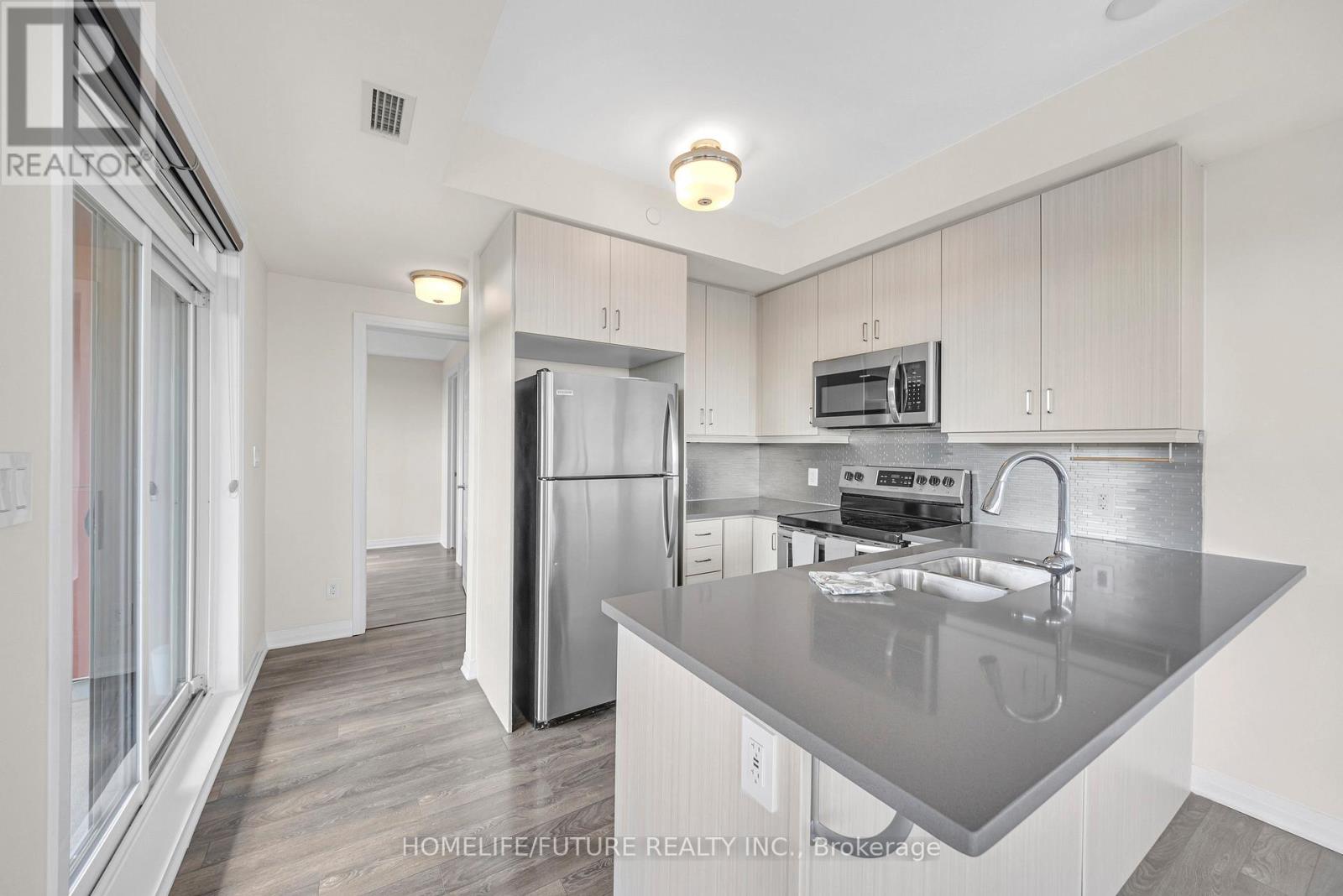 410 - 2 Adam Sellers Street, Markham, Ontario  L6B 1N2 - Photo 29 - N12138483