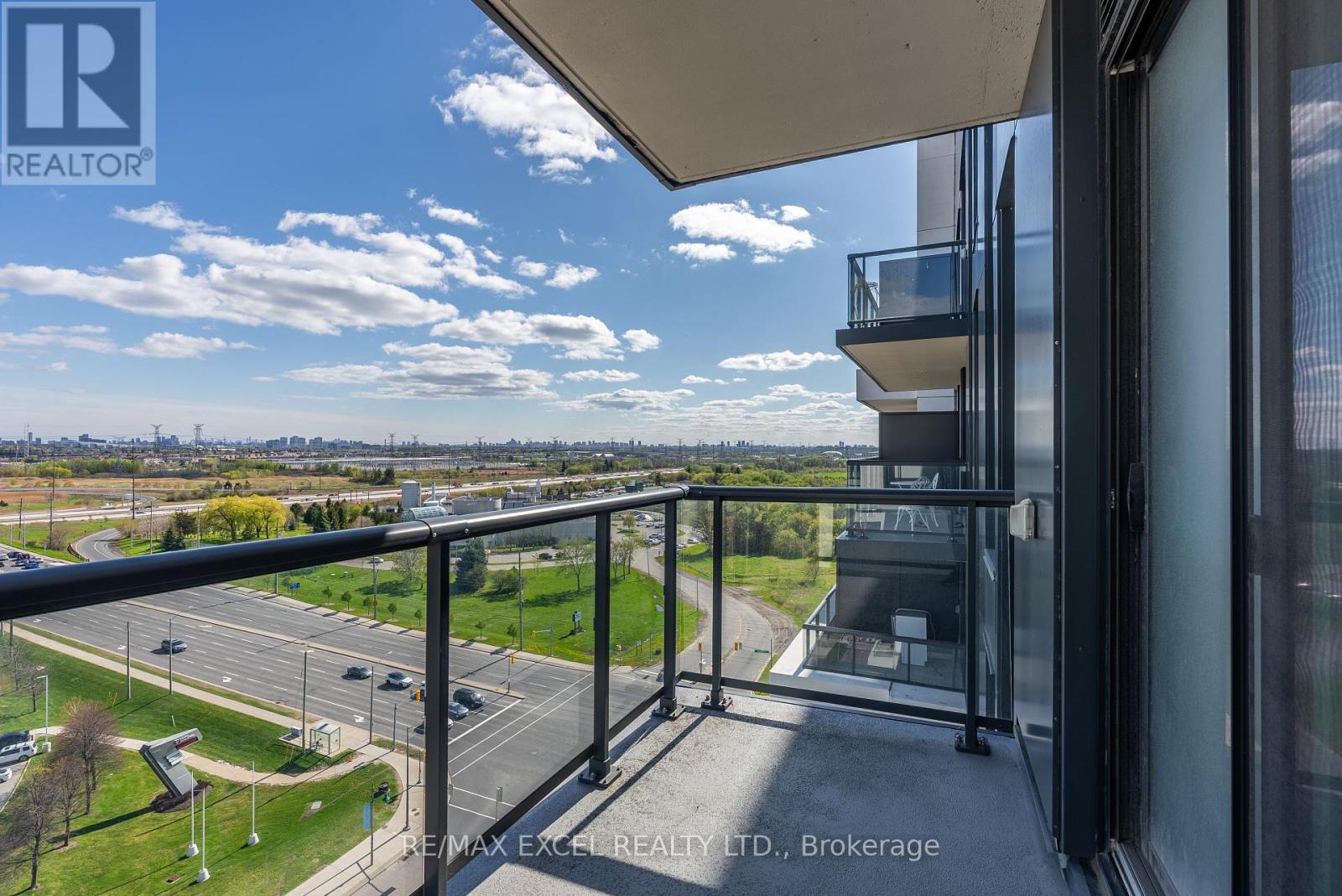 1411 - 10 Rouge Valley Drive W, Markham, Ontario  L6G 0G9 - Photo 23 - N12138528