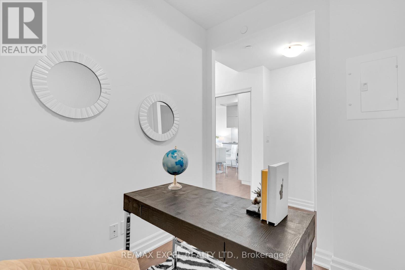 1411 - 10 Rouge Valley Drive W, Markham, Ontario  L6G 0G9 - Photo 5 - N12138528