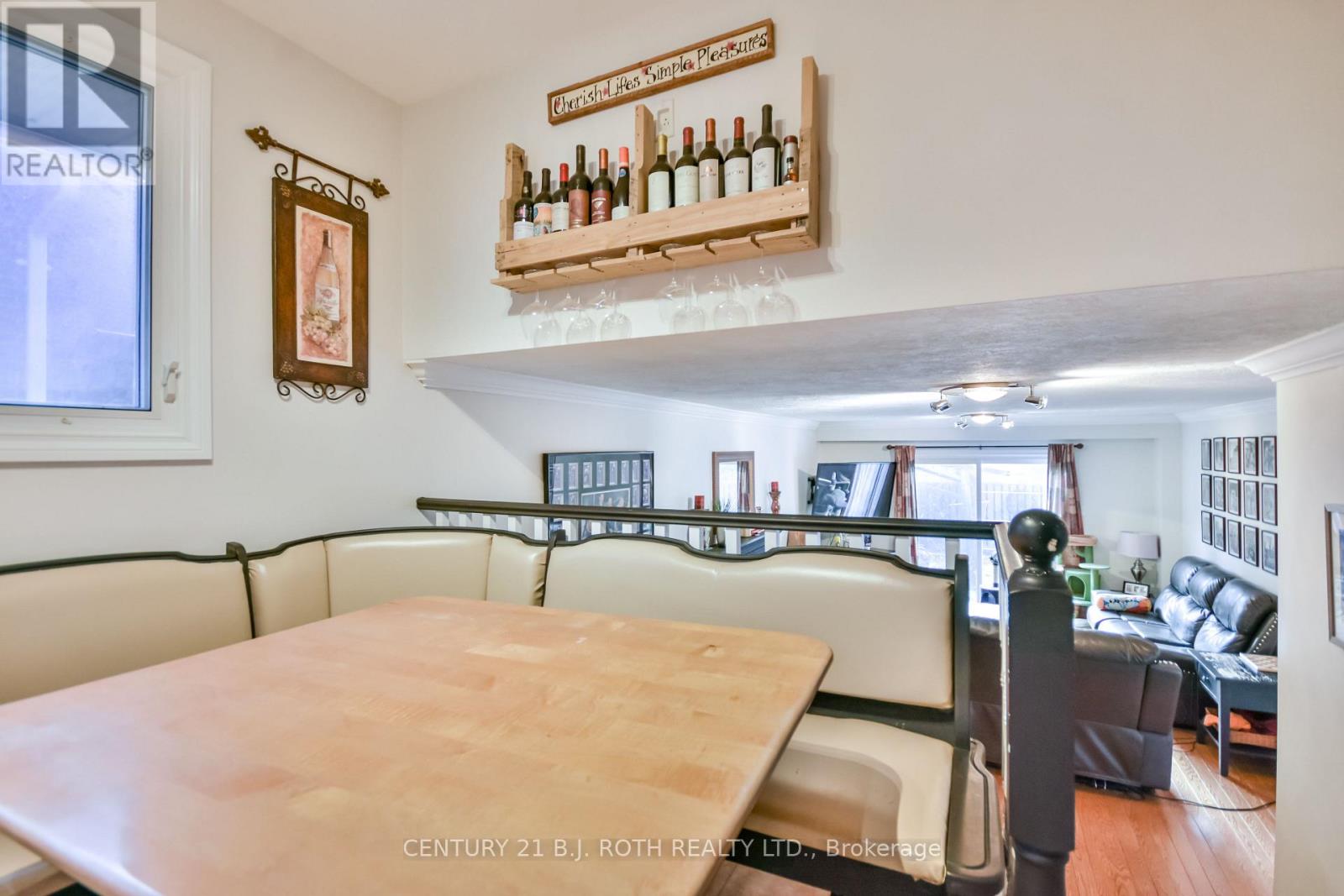 233 Rose Street, Barrie (Wellington), Ontario  L4M 2V3 - Photo 10 - S12138471