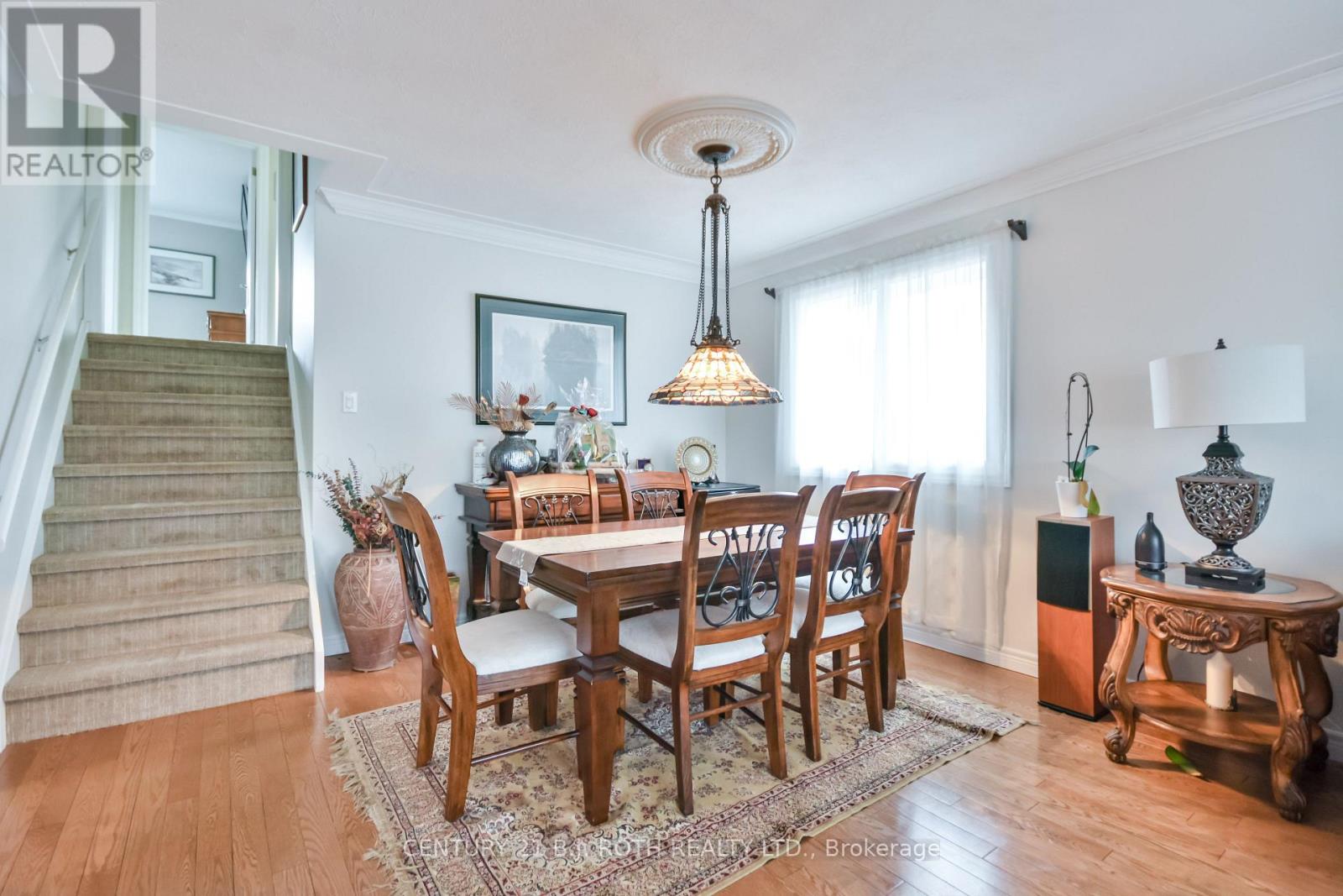 Property at 233 ROSE STREET image 3