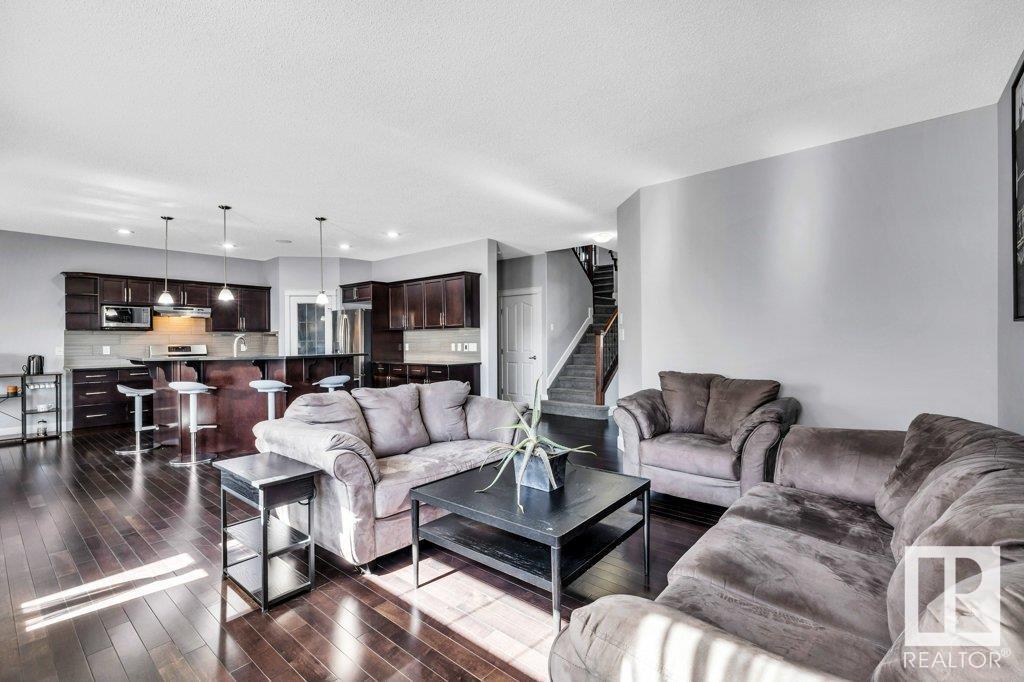 Property at 17028 78 ST NW image 3