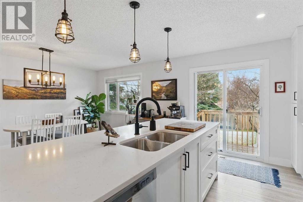 6465 Silver Ridge Way Nw, Calgary, Alberta  T3B 3X8 - Photo 9 - A2214004