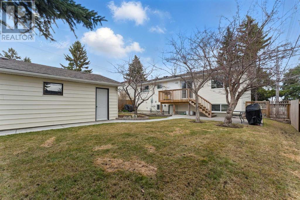6465 Silver Ridge Way Nw, Calgary, Alberta  T3B 3X8 - Photo 37 - A2214004