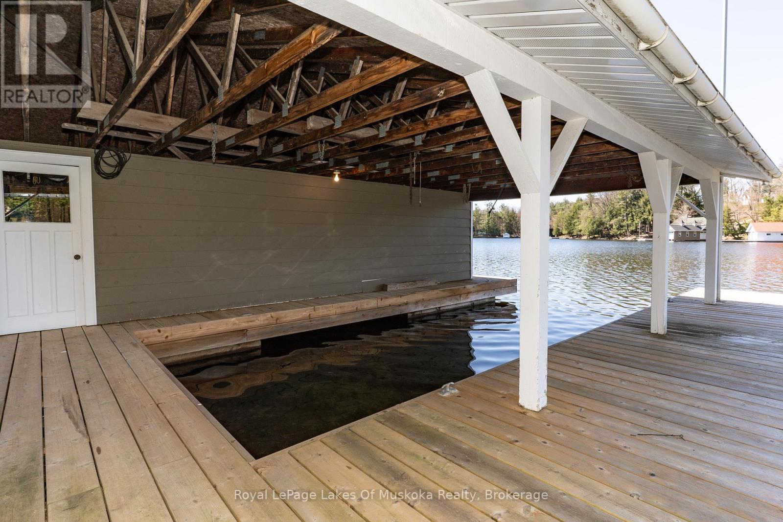 4 - 1027 Old Bridge Road, Muskoka Lakes, Ontario  P0B 1J0 - Photo 34 - X12061567
