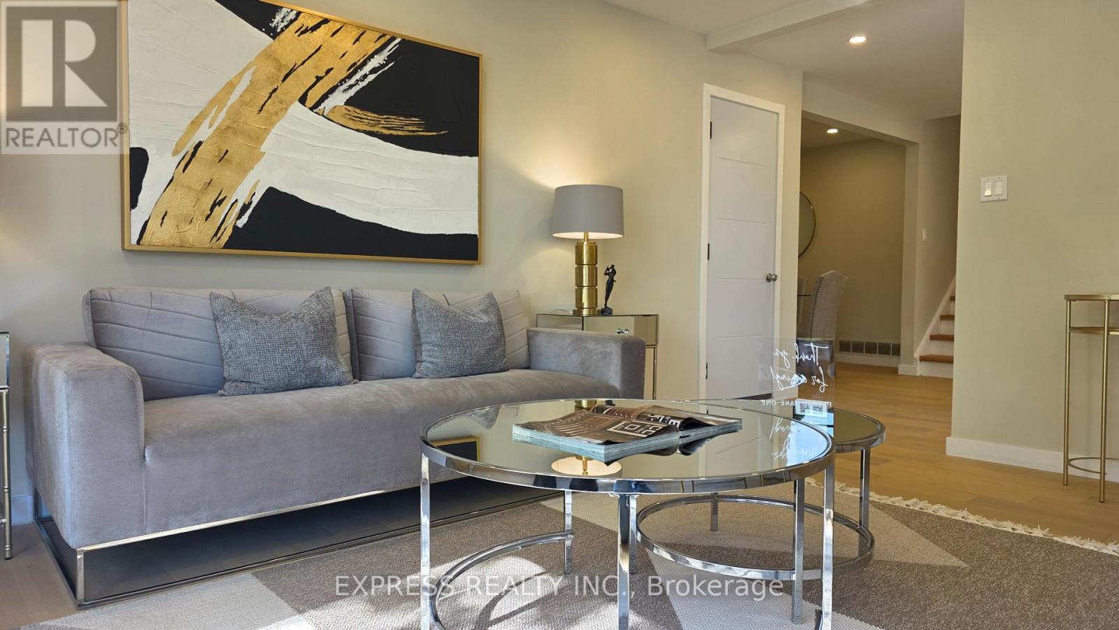 1215 Garthdale Court, Oakville, Ontario  L6H 2M1 - Photo 8 - W12138433
