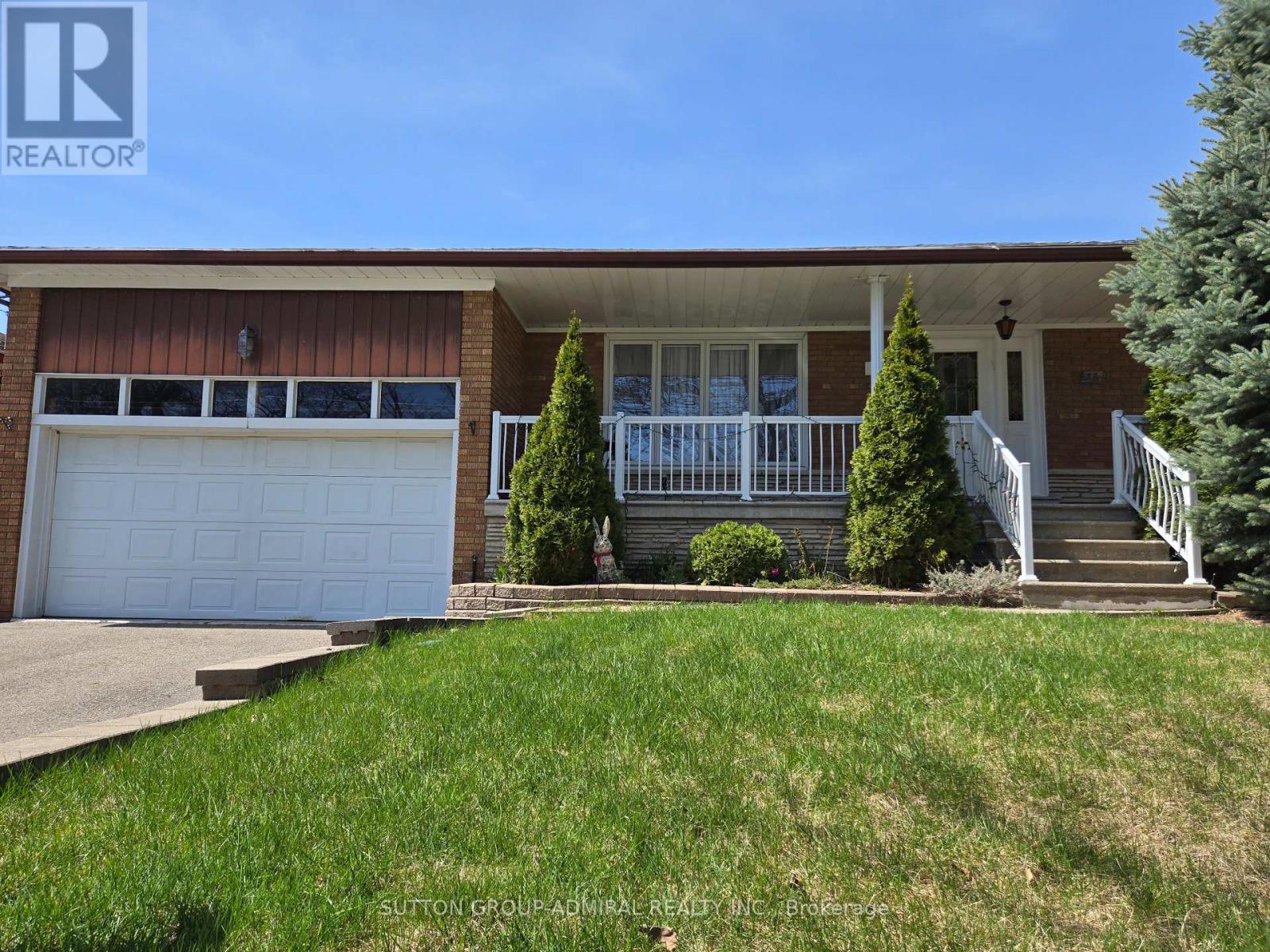 36 Bluehaven Crescent, Toronto, Ontario  M9M 1W5 - Photo 1 - W12138479