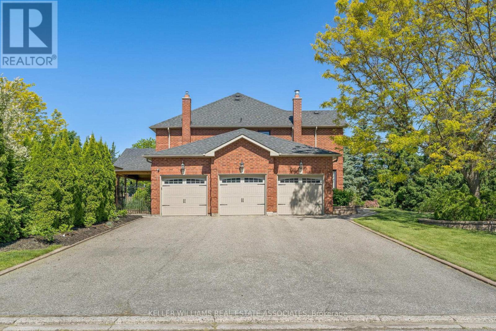 Property at 17 OAK RIDGE DRIVE image 3