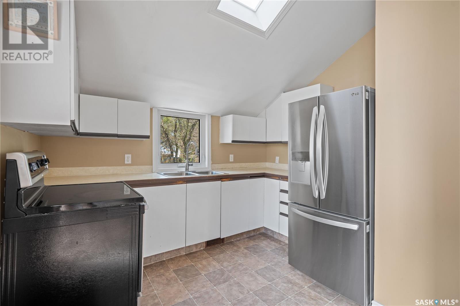 2060 Queen Street, Regina, Saskatchewan  S4T 4C1 - Photo 11 - SK005355